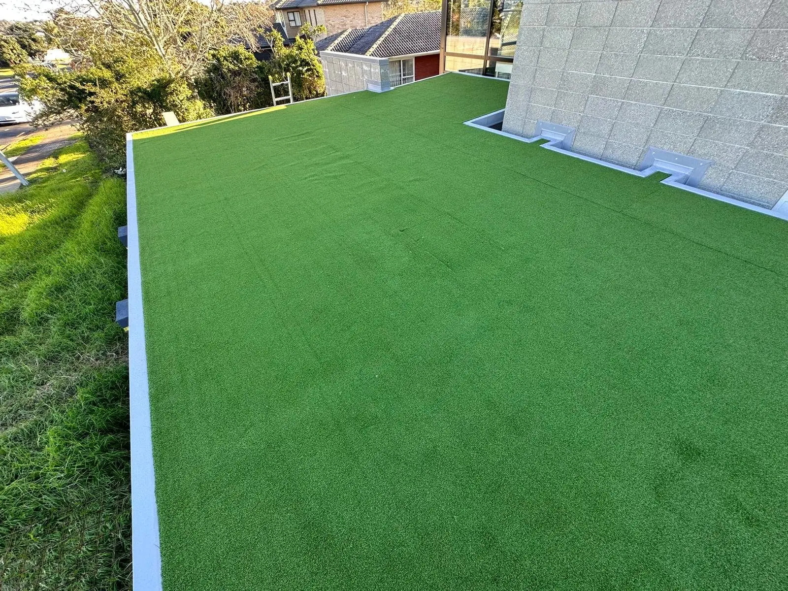 TPO membrane deck finished with artificial turf in Auckland